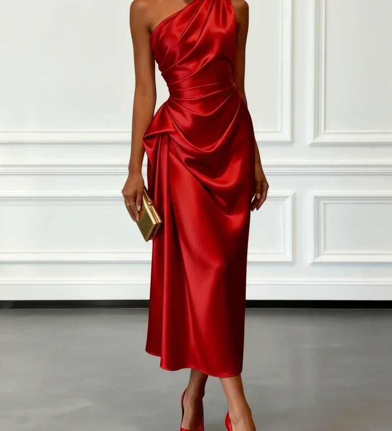 Caille - ärmelloses Satin-Midikleid in Champagner mit Rüschen, einseitig schulterfrei