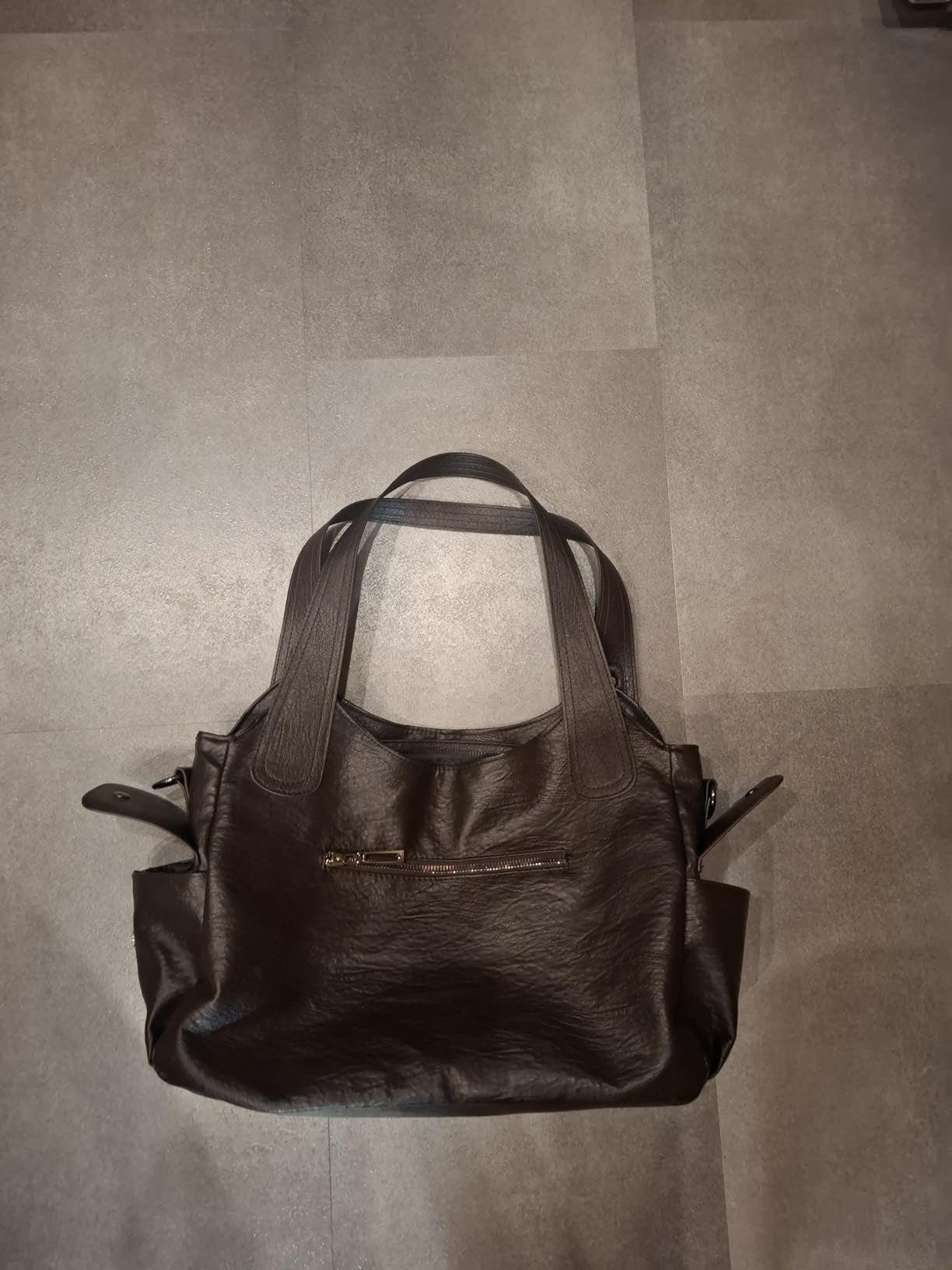 Dunkelbraune Schultertasche mit Tragehenkeln – vollständige Rückansicht